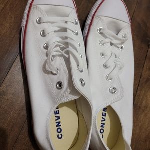 Converse low tops size 10